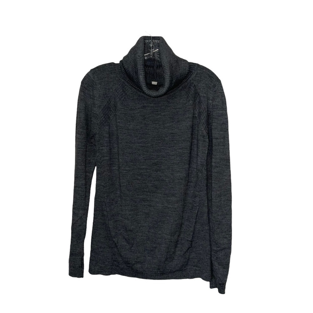 Lululemon Woman Sweater Size 6